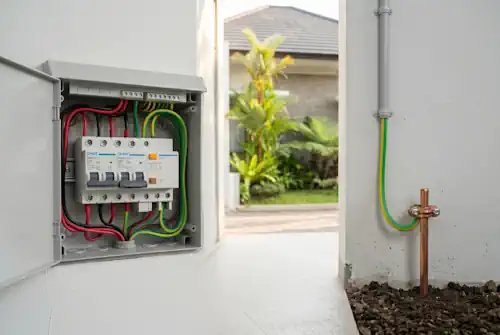 RCBO Chint NXBLE-32 Type A dan grounding rod untuk instalasi charger EV